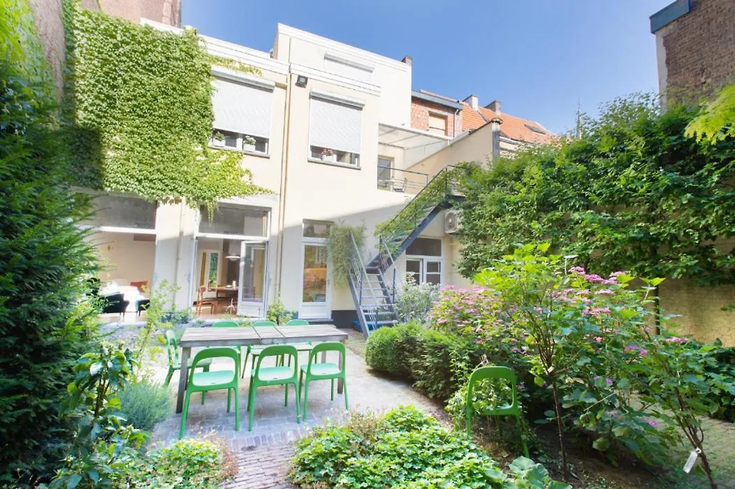 Pauline Loveling Apartment With Quiet Garden And 2 Bathrooms Antwerp 0*,